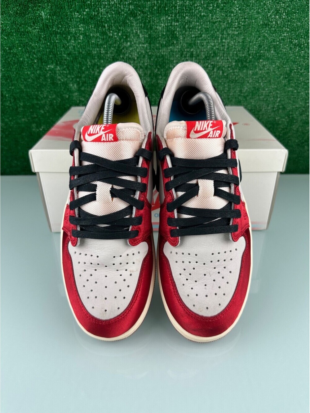 Trophy Room x Air Jordan 1 Retro OG SP Low Rookie Card Away - Picture 4 of 10